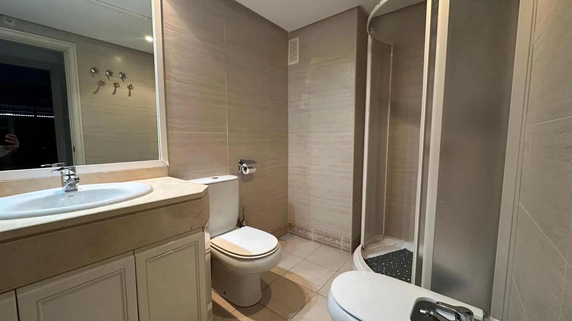 Letsmarbella - Grand 3Br Corner Apt - Marina Banus Spain